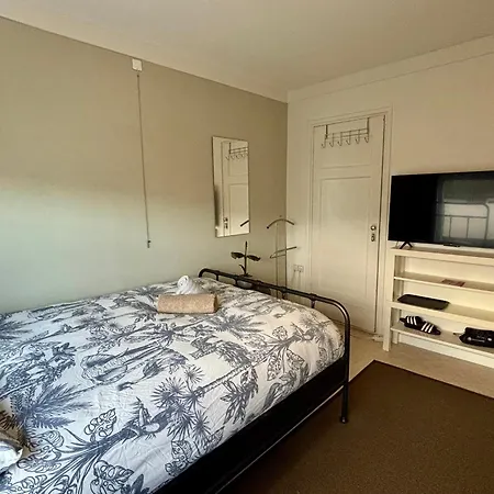 Cozy Guest *